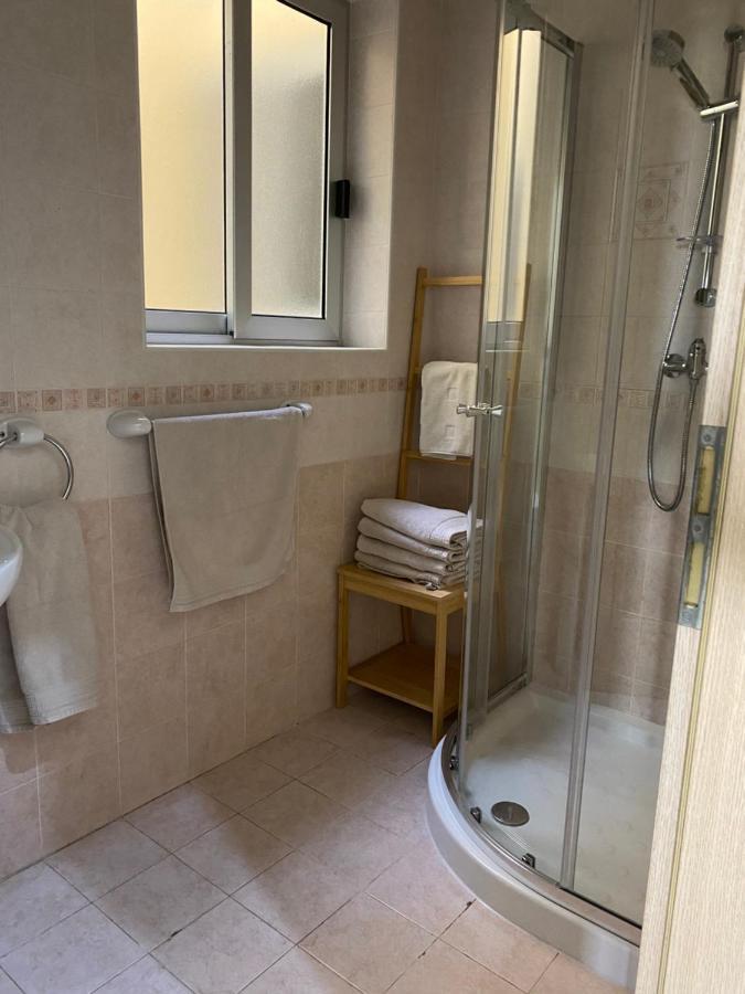 Newly Refurbished Mellieha Central Apartment 外观 照片